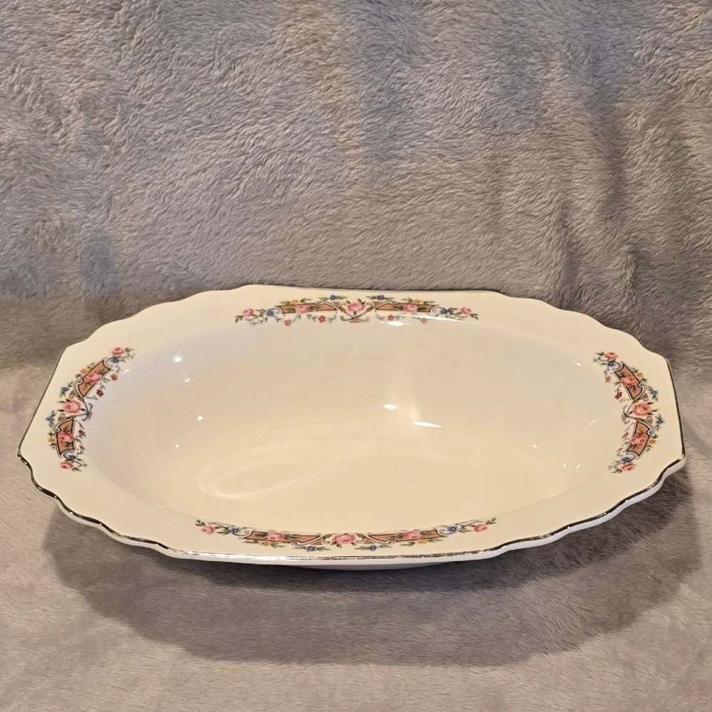 Vtg Lido WS George Scalloped Oval Vegetable Bowl Floral Garlands Gold Trim 9.25"